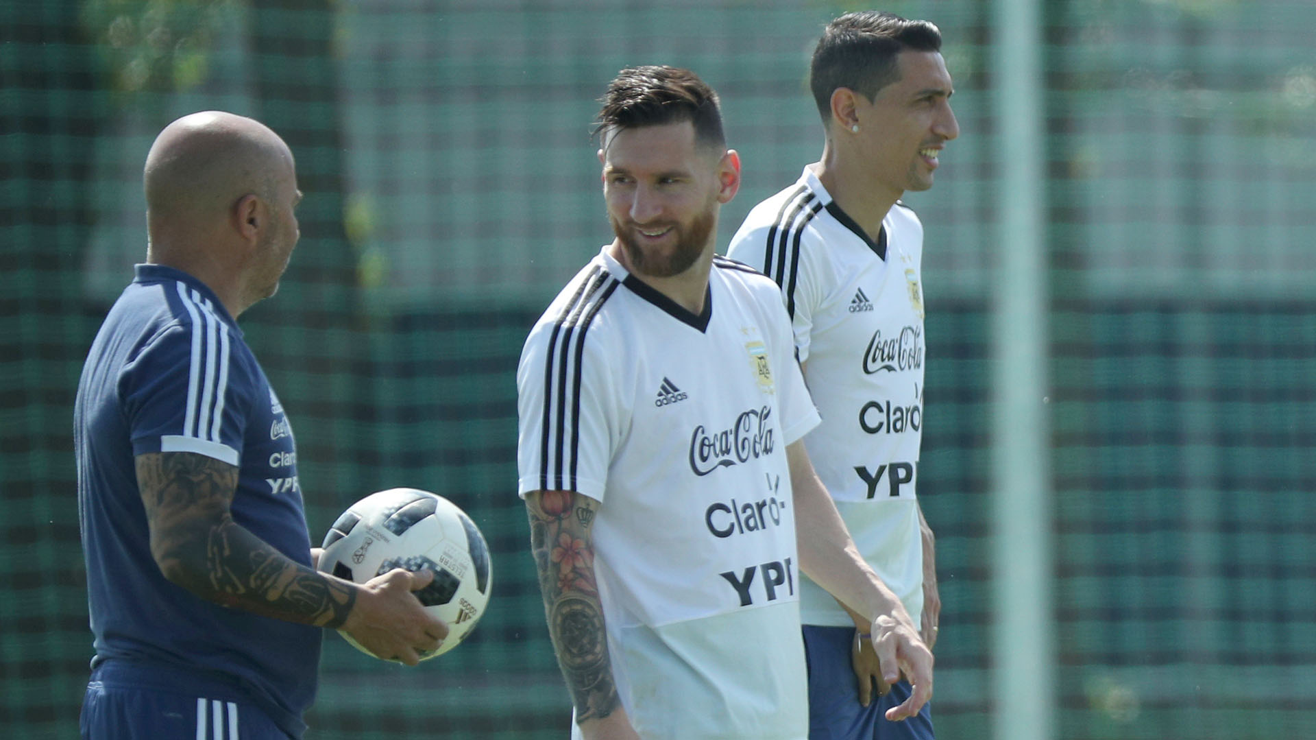 Burruchaga hizo referencia a los problemas de Argentina en el Mundial (Foto: Reuters)