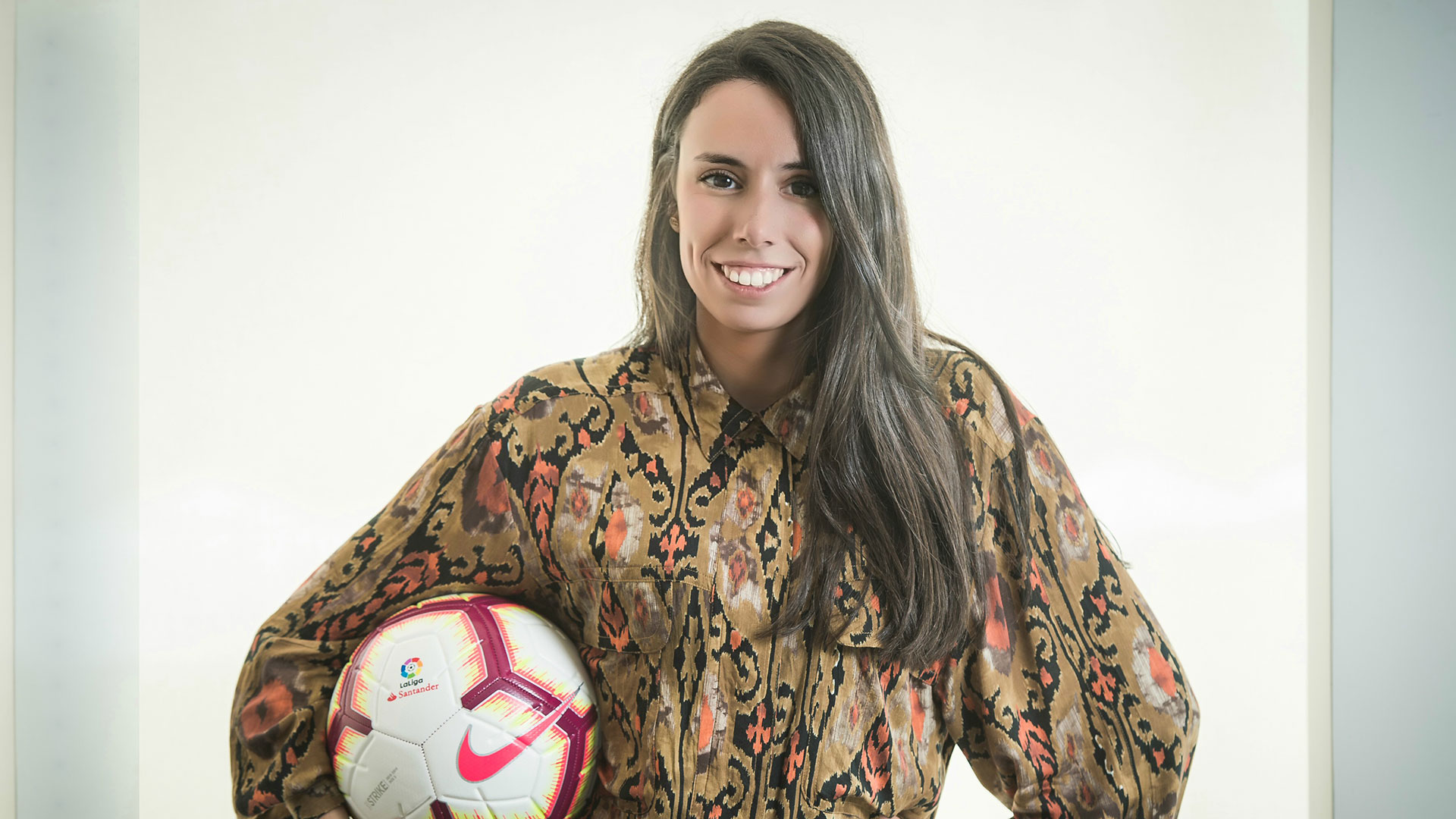 Paula Robla Onís representa a La Liga en Argentina, Uruguay y Paraguay