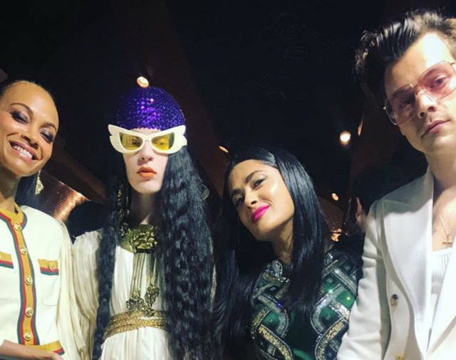 Salma Hayek, Harry Styles con bolso y Zoe Saldaña: las estrellas que reunió el desfile de Gucci