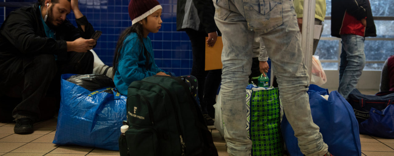 ‘Todos los días tengo miedo’: los solicitantes de asilo esperan su destino en Estados Unidos