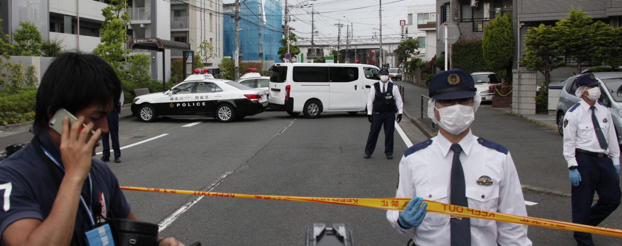 Un ataque con arma blanca en Japón dejó una niña muerta y al menos 17 heridos