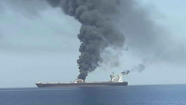 Atacan más petroleros en el Golfo de Omán, en medio de las tensiones entre EE.UU. e Irán