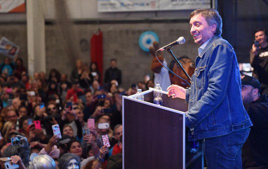 Aumenta la tensión en el PJ: Máximo Kirchner habilita internas contra los intendentes