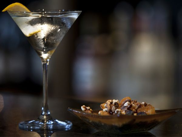 El “Clarito” fue una variante local del Dry Martini, quizás más seca, una alternativa adaptada al paladar argentino (lamejorreceta.com)