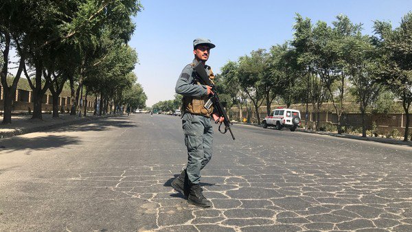 Al menos 4 muertos y 16 heridos por un atentado cerca de la universidad de Kabul
