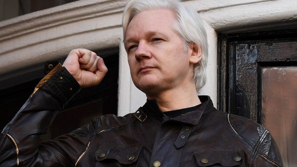 Aseguran que Julian Assange interfirió en las últimas elecciones presidenciales de Estados Unidos