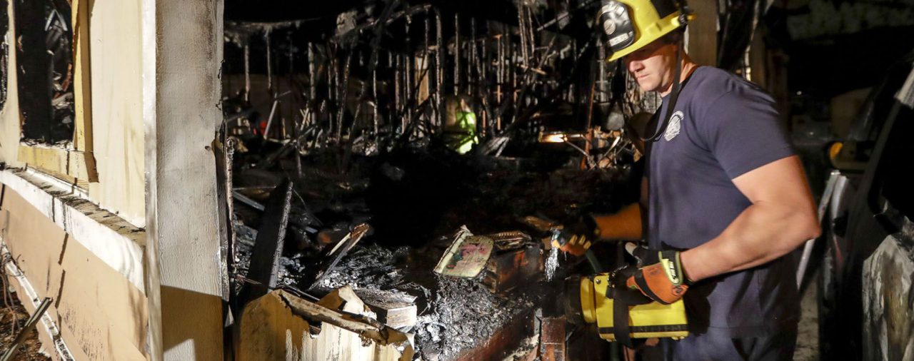 Daños en carreteras, casas incendiadas y comercios destruidos: las fotos tras los terremotos en California