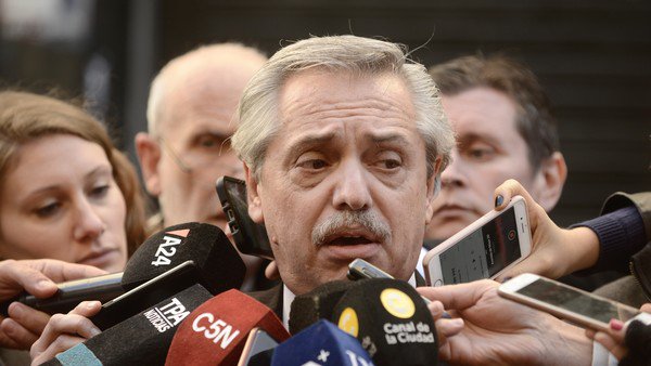 El fuerte cruce entre Alberto Fernández y el periodista Mario Pereyra por la corrupción K: "Usted no me quiere, pero disimúlelo"
