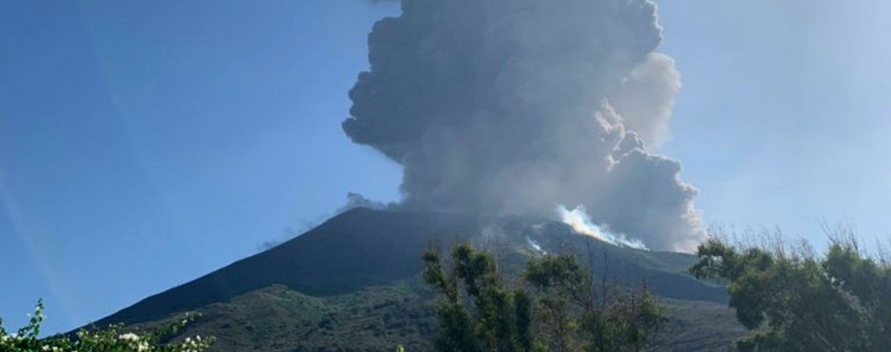 Italia: al menos un muerto y un herido por la erupción del volcán Strómboli