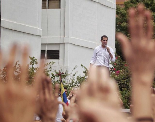 Juan Guaidó convocó a una gran marcha por el asesinato del capitán Acosta: "No más tortura"