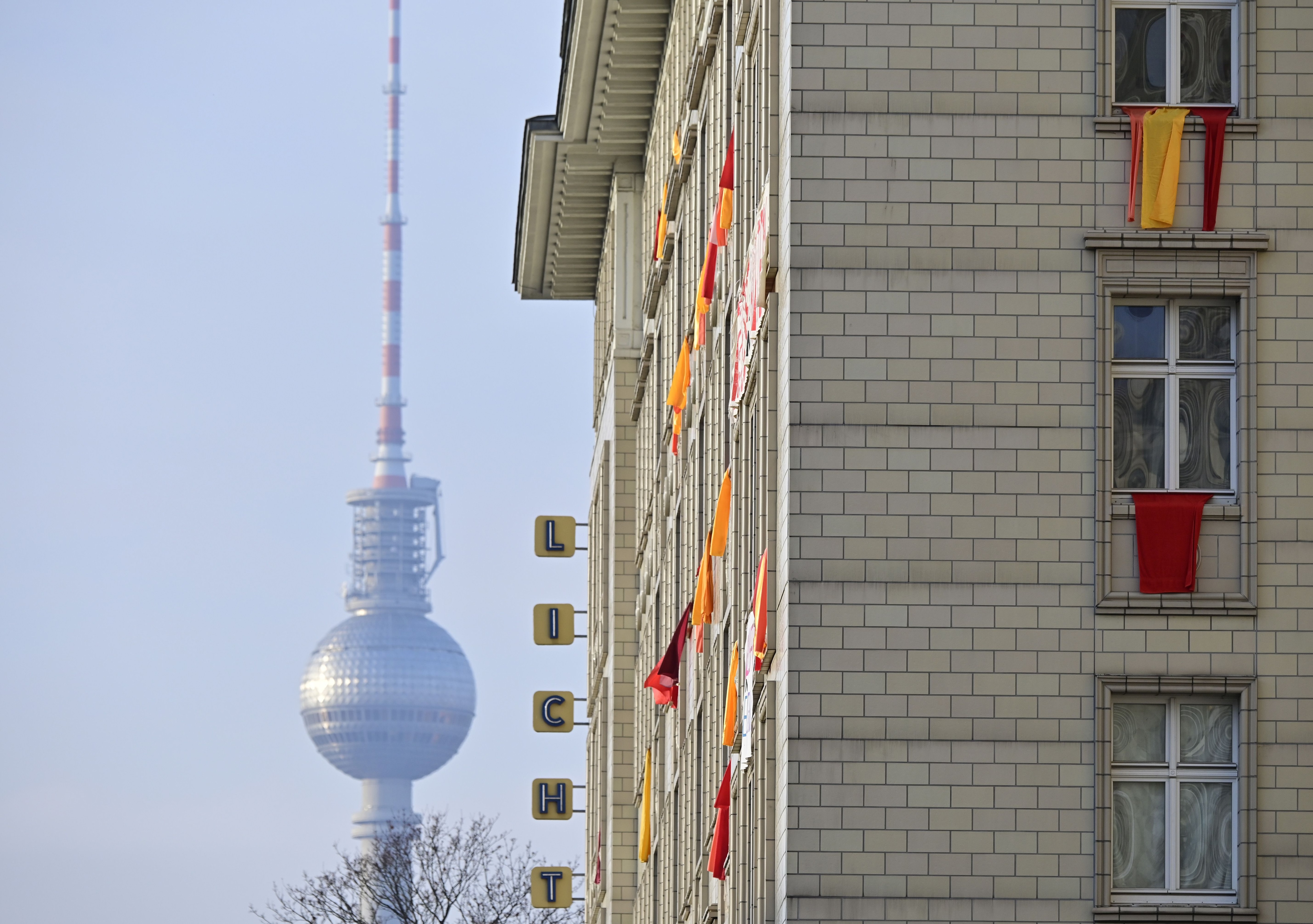 La Avenida Karl Marx, en Berlín (Photo by Tobias SCHWARZ / AFP)