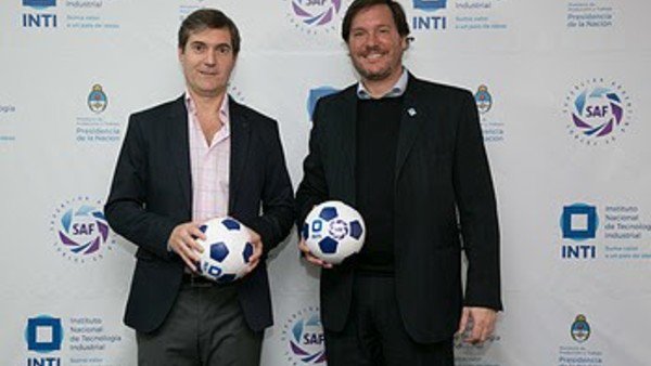 La Superliga y el INTI acordaron "mejorar el fútbol a través de la tecnología"