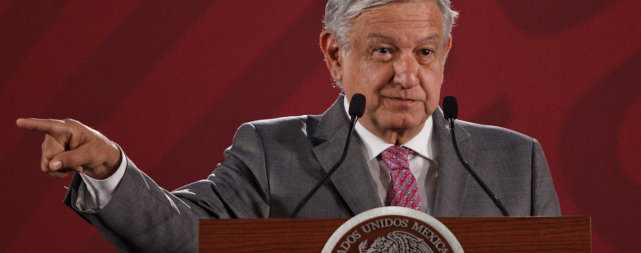 López Obrador hace temblar a muchos por su coqueteo con la demagogia, según Financial Times