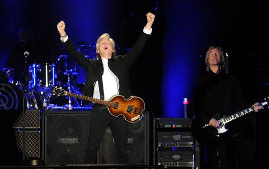 Paul McCartney, a los 77: confesó que se olvidó algunas de sus canciones y tiene que volver a estudiarlas