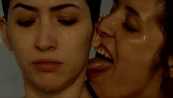 Sofía Gala protagonizó una escena impactante en una bañera de un penal