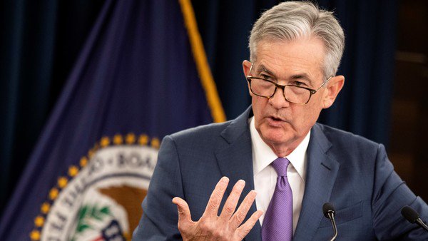 El titular de la Fed admite riesgos de posible recesión pero no habla de bajar más la tasa