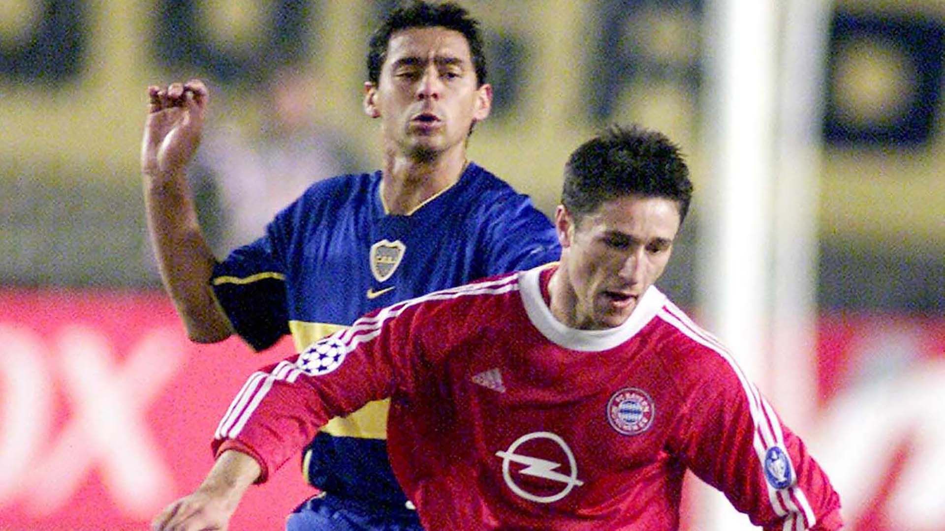 Cristian Traverso en la final de la Intercontinental 2001 ante Bayern Munich (NA)