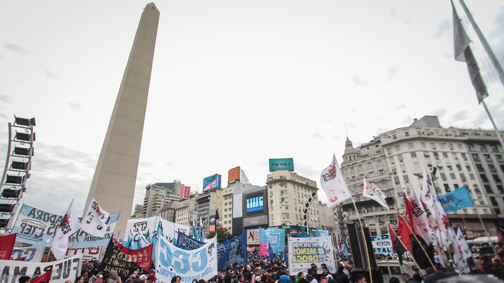 El Obelisco y sus calles aledañas volverán a registrar complicaciones en el tránsito por la jornada nacional de protesta.