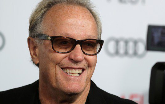 Murió el actor Peter Fonda, hermano de Jane Fonda