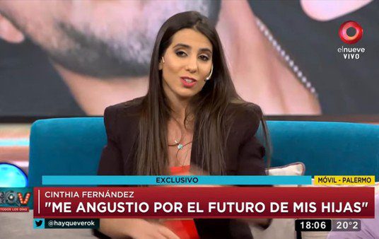 Angustiada, Cinthia Fernández habló del nuevo juicio por alimentos que tiene con Matías Defederico