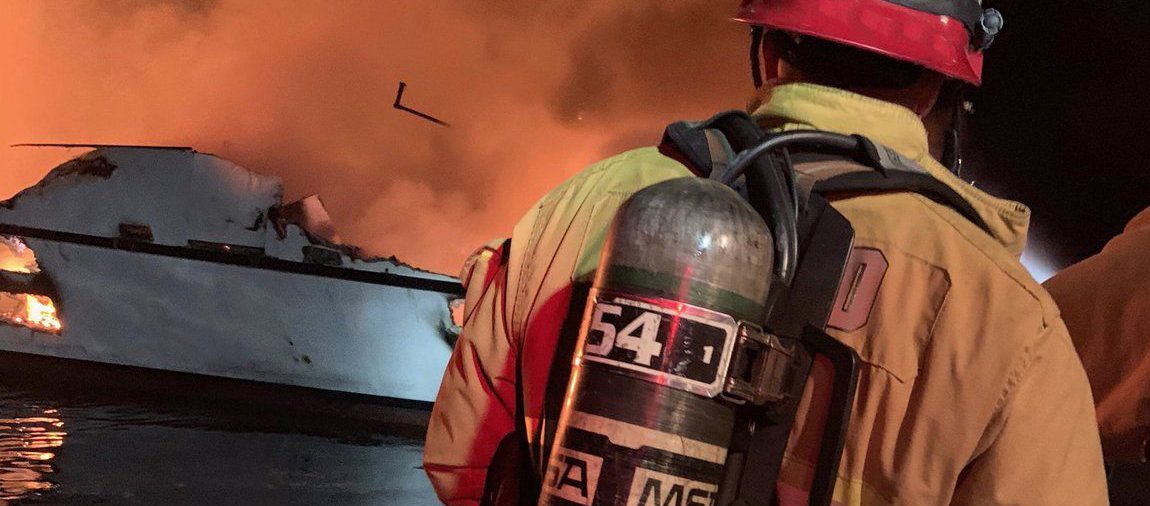 Incendio en un barco en la costa California: hay más de 30 desaparecidos y temen numerosos muertos