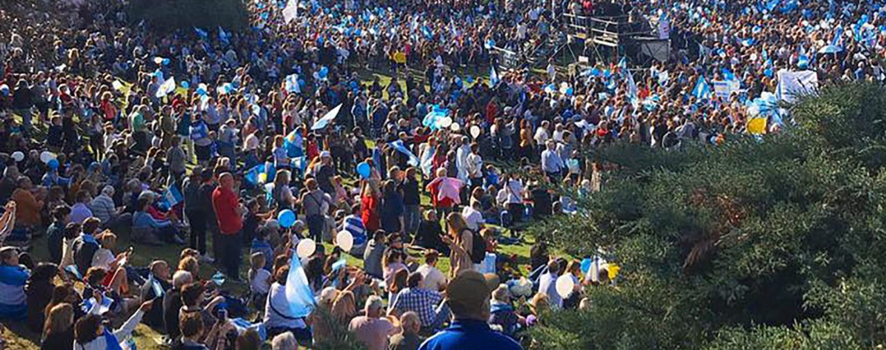 Mauricio Macri relanzó su campaña con un acto en Barrancas de Belgrano: “Esto lo resolvemos nosotros o no lo resuelve nadie”