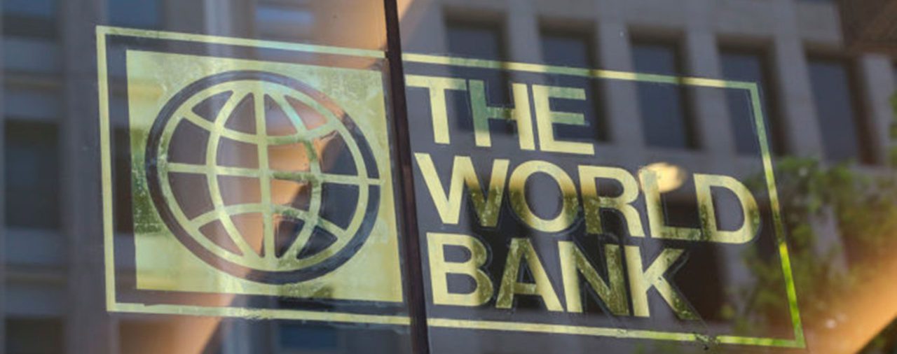Tras el anuncio del FMI, el BID y el Banco Mundial también postergarían los desembolsos