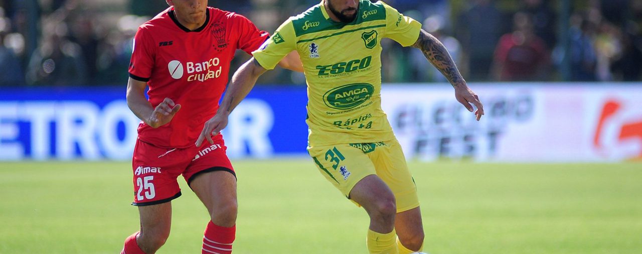 Un golazo del "Droopy" Gómez le da la victoria a Huracán ante Defensa y Justicia