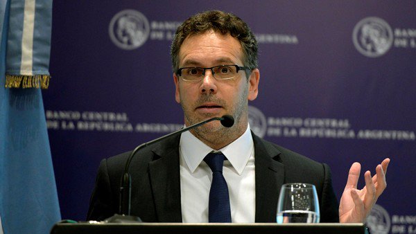 Guido Sandleris reconoció la "fuerte caída de las reservas" luego de las primarias