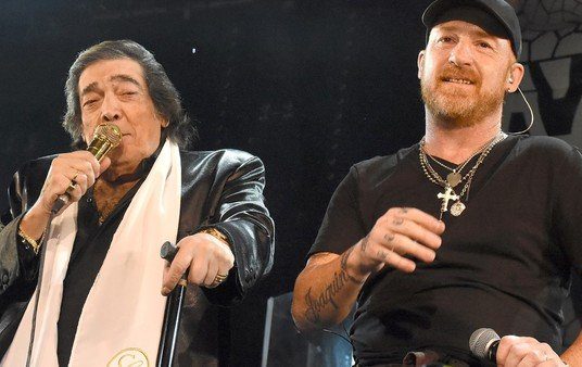 Murió Cacho Castaña: el cantor popular que también se animó al rock