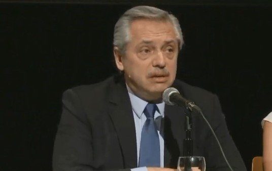 Alberto Fernández: "Jorge Faurie es un hecho desgraciado de la historia de la diplomacia argentina"