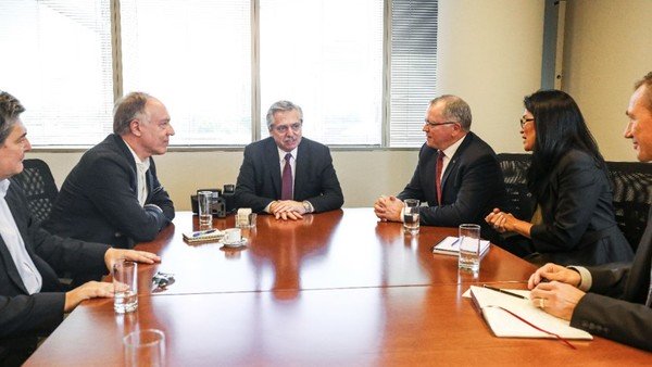 Alberto Fernández se reunió con ejecutivos de la petrolera estatal noruega