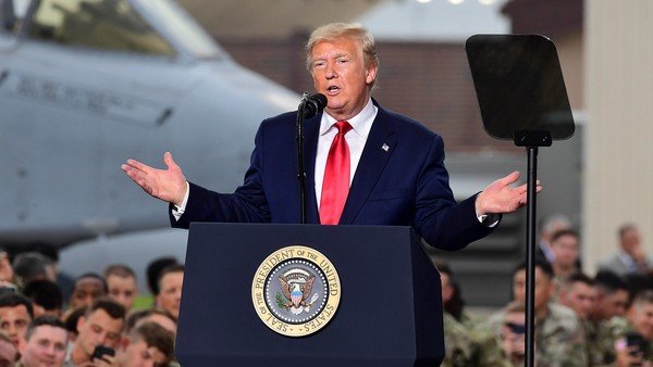 Donald Trump perdona a tres militares vinculados a crímenes de guerra en Irak y Afganistán