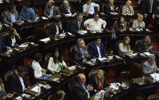 Se reactiva el Congreso para proclamar a Alberto Fernández y Cristina Kirchner y con las leyes de Alquileres y de Góndolas