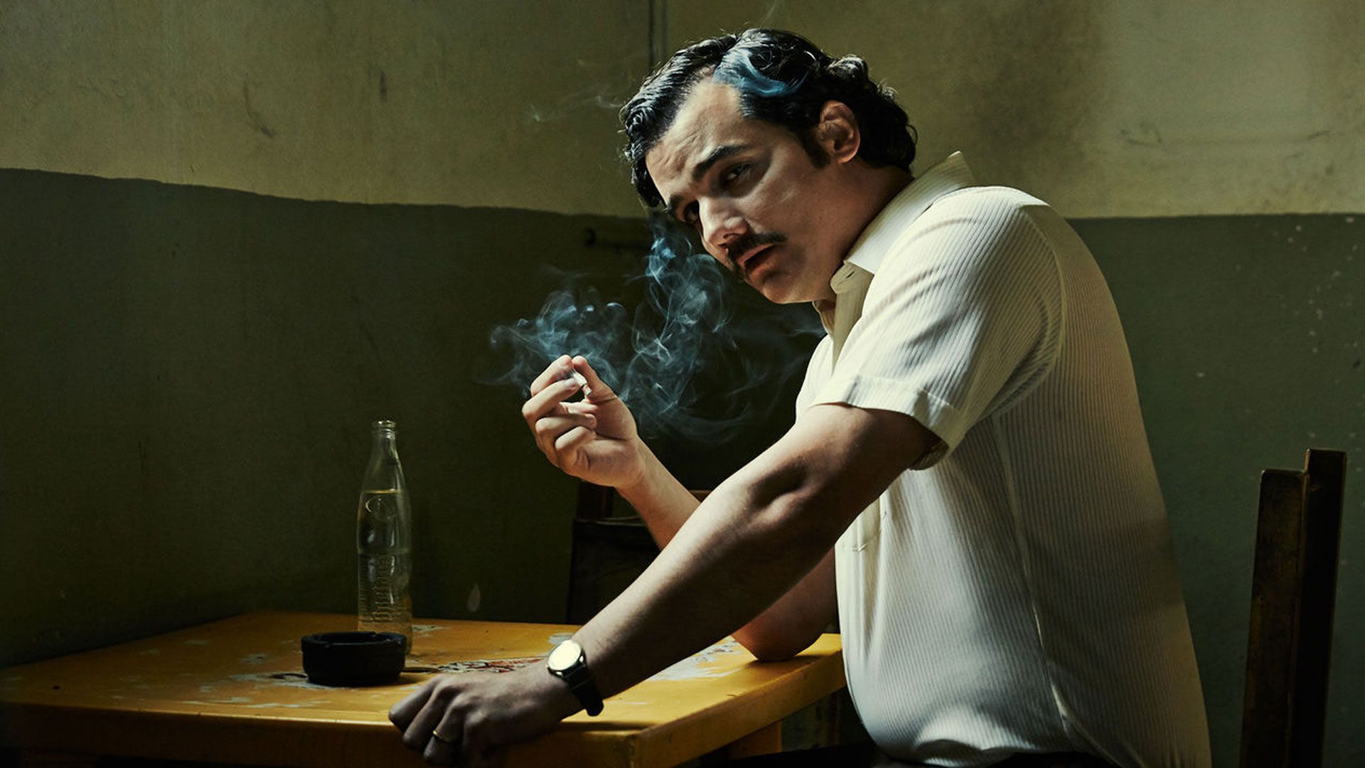 Wagner Moura interpreta a Pablo Escobar 