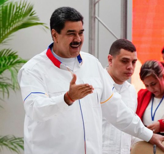 “Llegó el niño Jesús y Nicolás también”: el cínico mensaje con el que Maduro saludó a los venezolanos por la Navidad