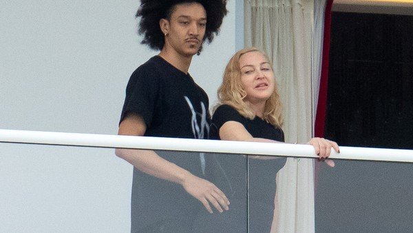 Madonna, a los 61, con un novio de 25