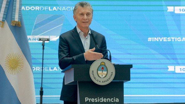 Mauricio Macri criticó a los diputados que abandonaron el PRO, habló de "traición" y pidió "que devuelvan sus bancas"