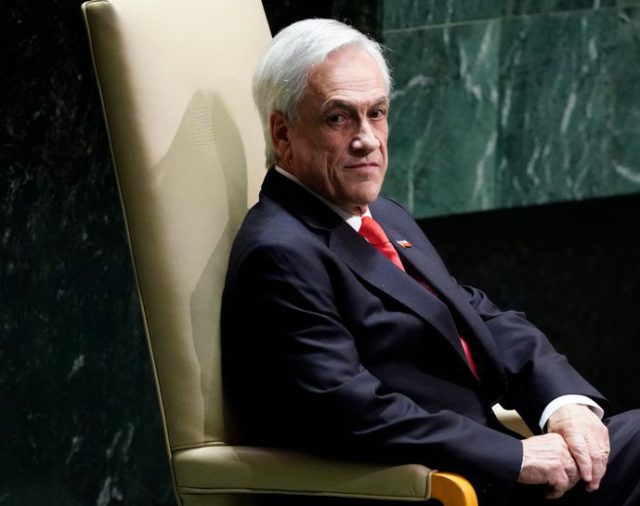 Piñera firma ley para convocar a plebiscito sobre nueva Constitución en Chile