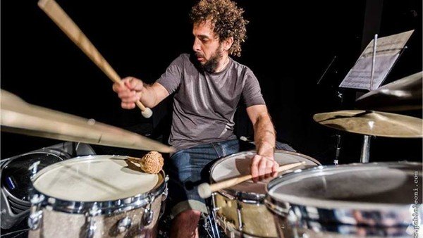 Sergio Verdinelli, el baterista que tocó y sigue tocando con todos