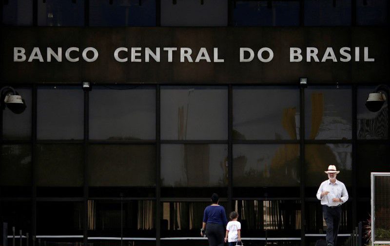Tasas de interés Brasil tocarían mínimo de 4,50%, pero sería último recorte del ciclo