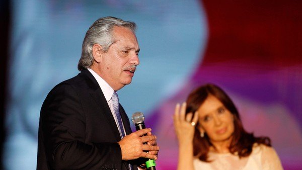 Alberto Fernández declarará como testigo en el juicio contra Cristina Kirchner a mitad de año