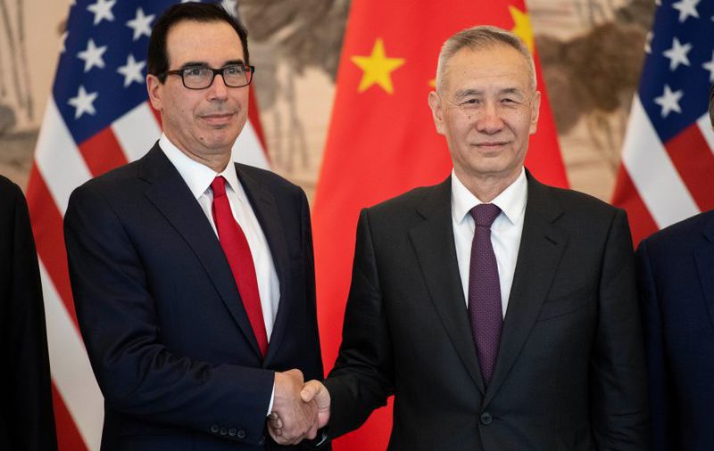 Fase 2 de acuerdo comercial con China abordará ciertos temas de tecnología: secretario Mnuchin