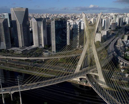 Índice de actividad económica de Brasil crece 0,18% en noviembre: banco central