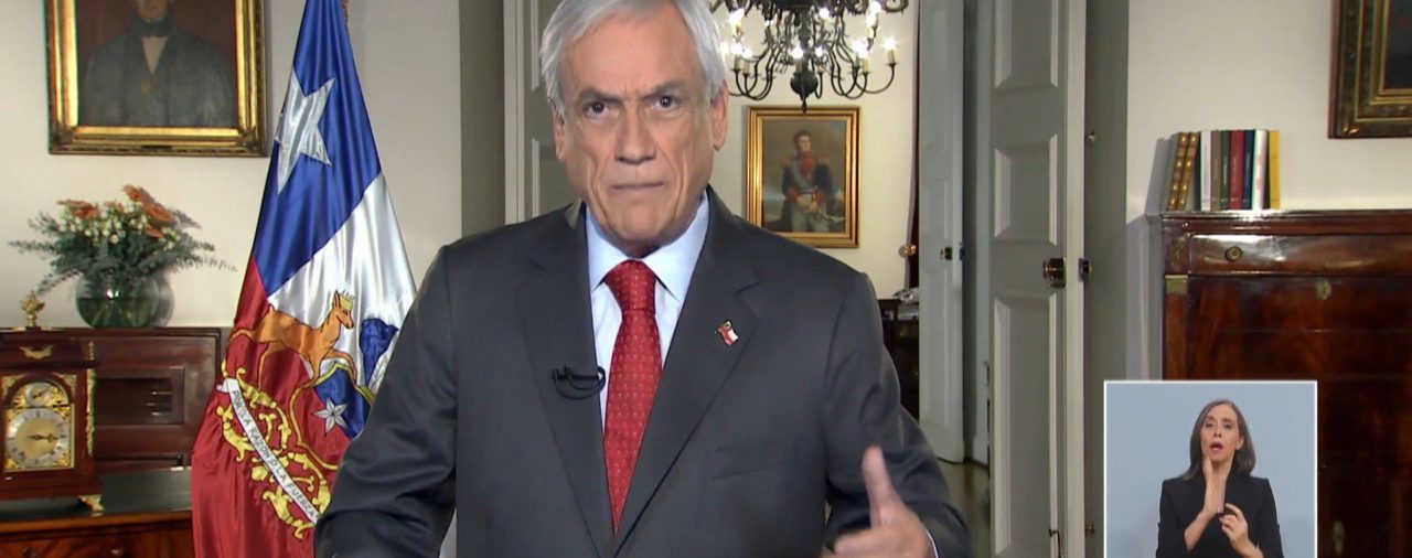 Piñera aumenta cotización para subir las pensiones en Chile en medio de crisis