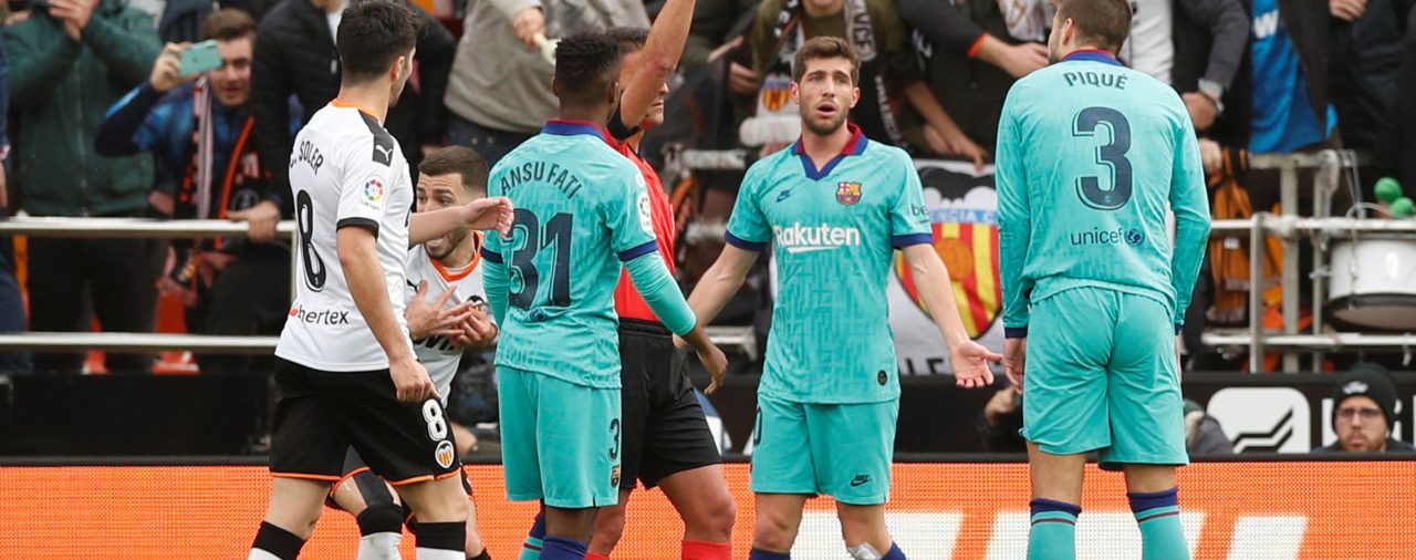 Quique Setién no pasa la primera prueba de fuego y el Barcelona de Lionel Messi cae ante Valencia de visitante