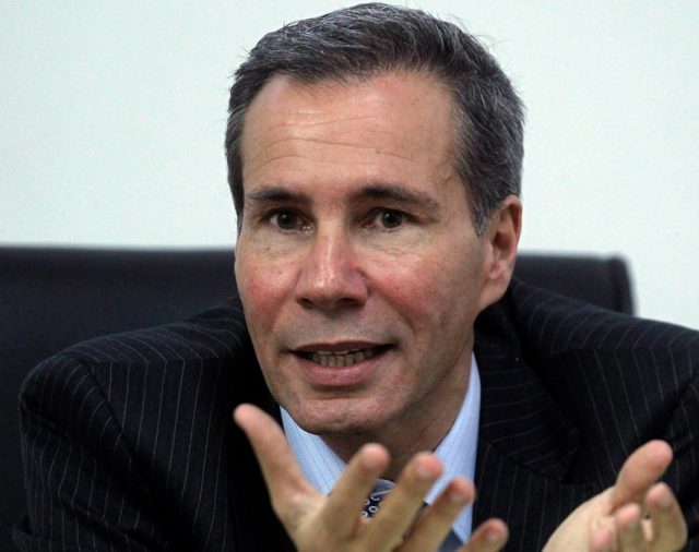 ¿Suicidio o asesinato? Las dos hipótesis sobre la muerte de Alberto Nisman, cinco años después