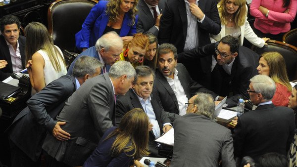 Cuando algunos diputados de la oposición amagaron con no asistir a la apertura de sesiones de Alberto Fernández