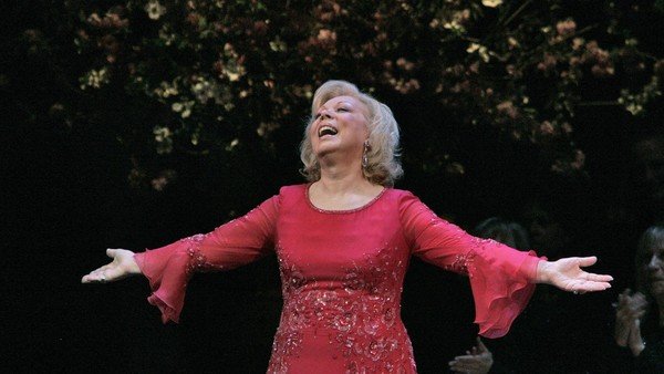 Murió la soprano italiana Mirella Freni, una de las voces más admiradas de la lírica