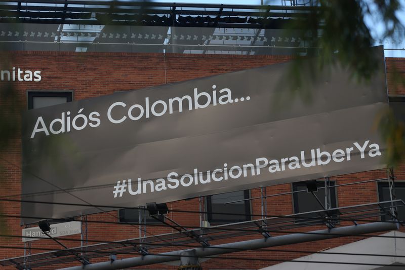 Foto de archivo. Un aviso de Uber en Bogotá. 30 de enero de 2020. REUTERS/Luisa González
